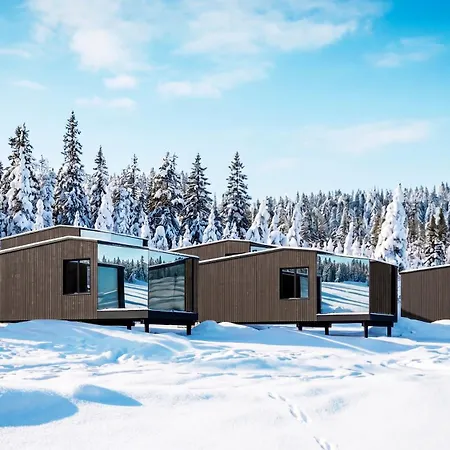 Aava Glass Igloos Station touristique *