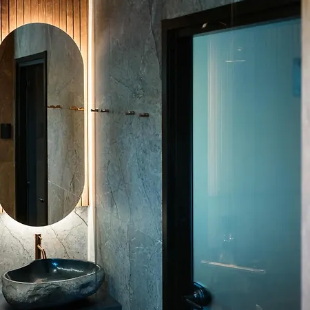 Aava Glass Igloos Resort Rovaniemi